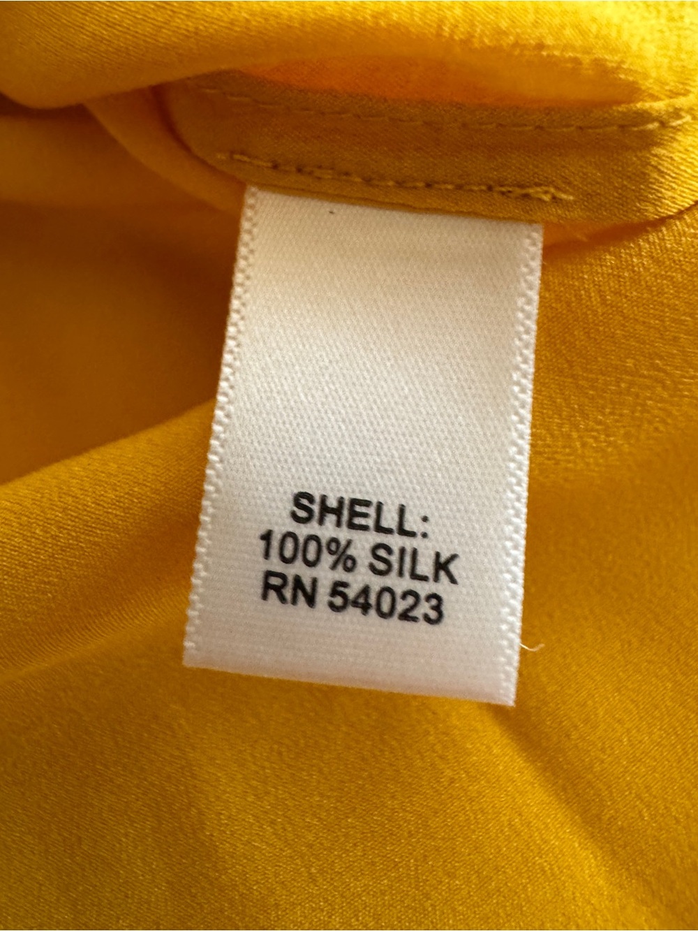 ⬇️Banana Republic Golden/Mustard Yellow 100% Silk Button-Down Long Sleeve Blouse - Picture 6 of 9
